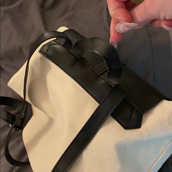 Women’s mini canvas backpack - Picture 7 of 8